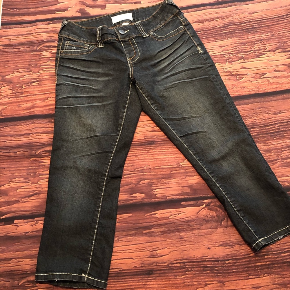 Maurices capris